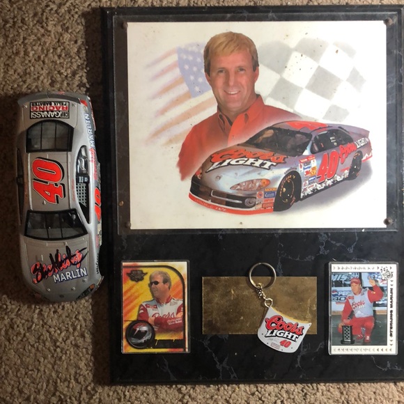 NASCAR. Collection sterling marlin#40 autographed
